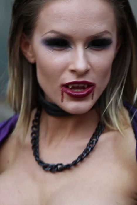 [Carrie Lachance唯美视频]ID0102 Carrie LaChance - Video #197 - Lady Vampire--性感提示：丰臀白皙放荡美妇挑逗夜店诱惑